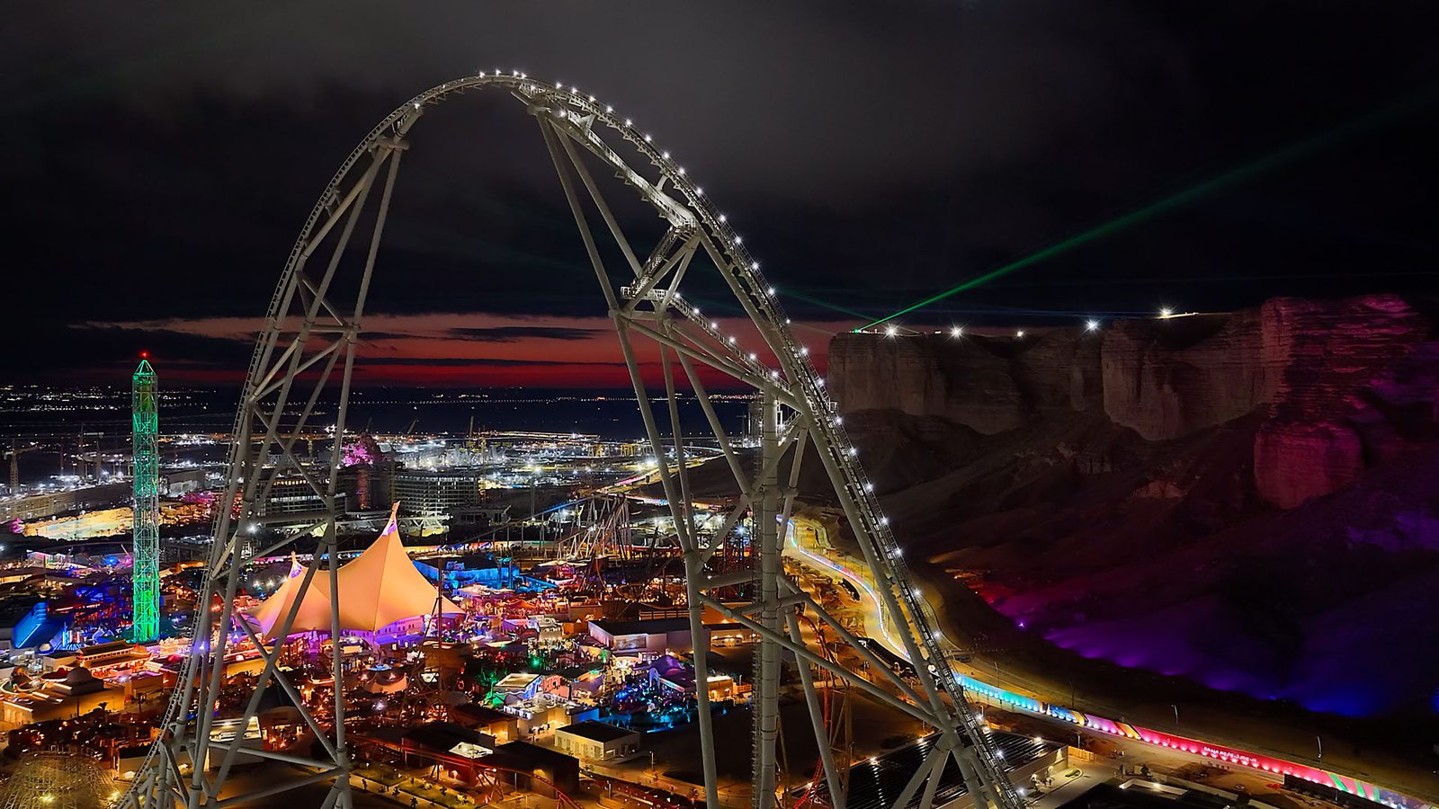 Falcons Flight at night, Six Flags Qiddiya City